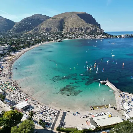 Apartman Cloe House - Mondello
